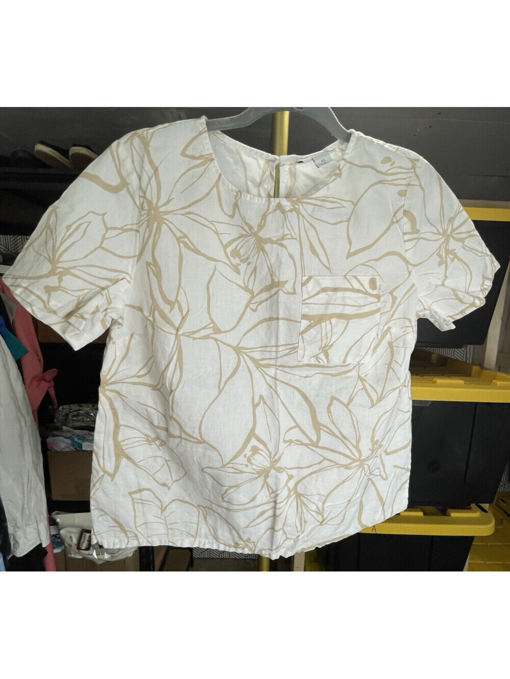 Liz Claiborne Linen Blend Top Women L Short Sleeve Abstract Floral Leaf Pattern